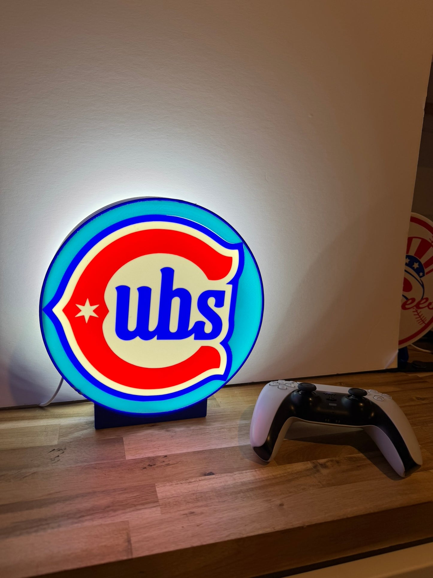 Vintage Chicago Cubs LED Lamp