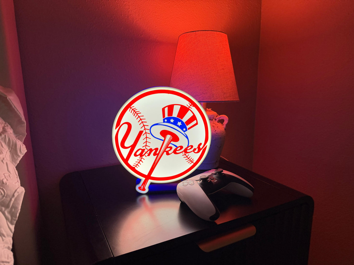 Vintage New York Yankees LED Lamp